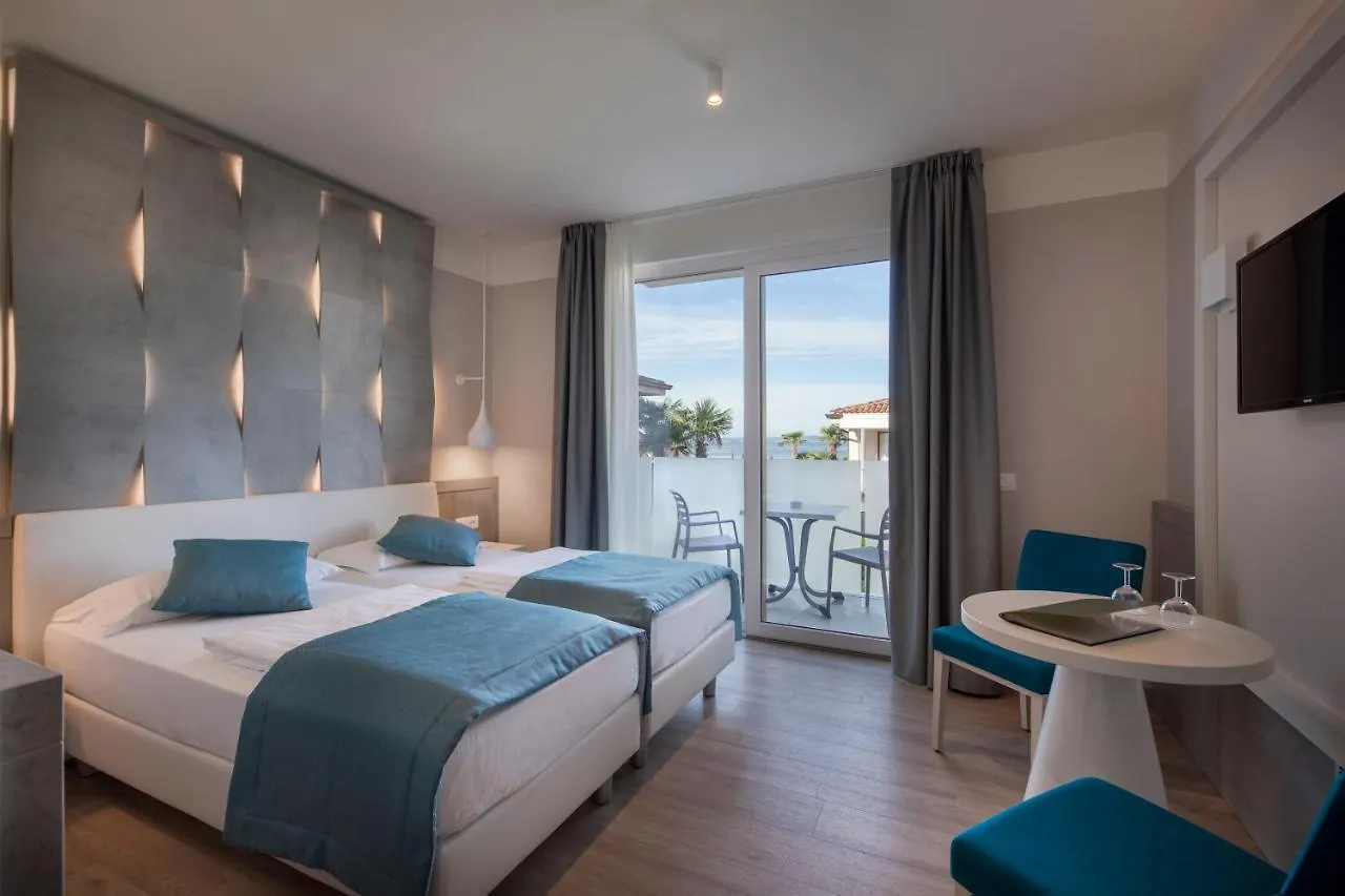***  Hotel Villa Olivo Resort 3S Bardolino Italy